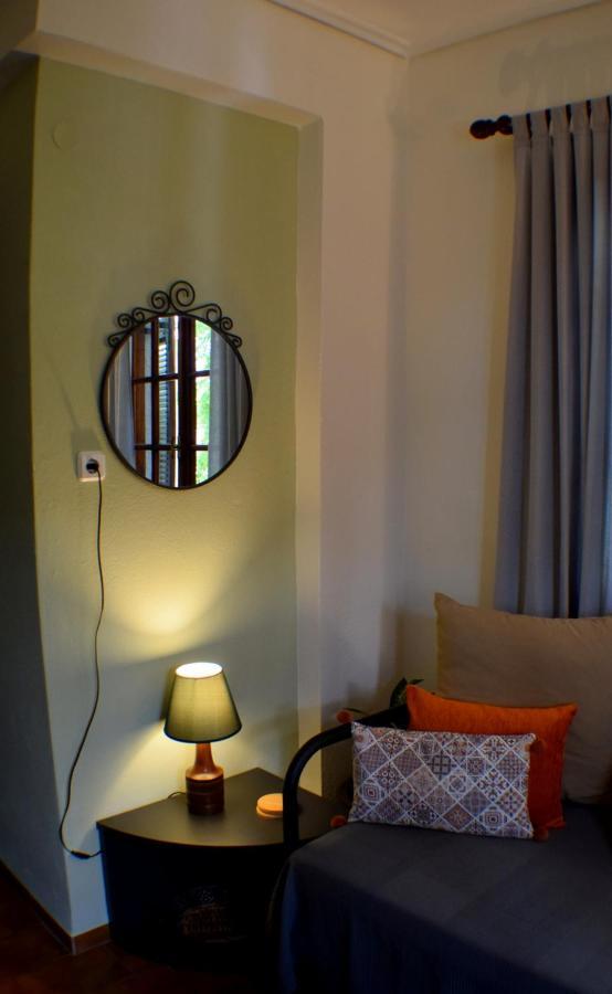 Apartament House Inside Garden Wolos Zewnętrze zdjęcie